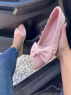 The product is in the cart, my dear friends. #womenshoes 