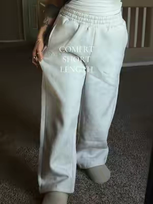 I’m 5’2 wearing small :) #comfrtsweatpants 