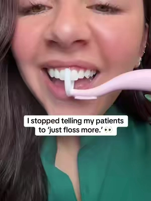 After 10+ years as a dental hygienist, I’ve realized most people don’t need another lecture about flossing 😭 You KNOW you should do it. The problem is actually doing it consistently. Make the habit easier and suddenly it’s a whole different story 👀🦷 #goflaus #ElectricFlosser #DentalHygienist #OralCare #TikTokshopbacktoschool  